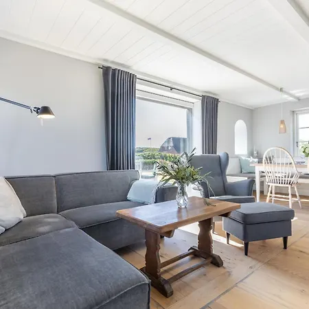 Haus-goofy-hausteil-unter-reet Feriehus *