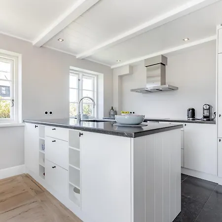 Haus-goofy-hausteil-unter-reet Feriehus Wenningstedt-Braderup